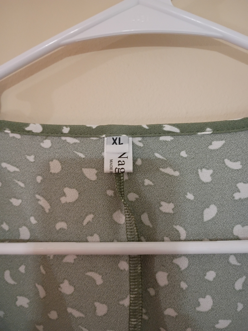 Women’s Sage Green With Print Wrap Dress - Picture 8 of 8